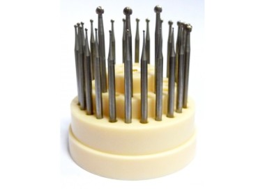 FRAISES RONDES 23 - JEU DE 27 - 1 DE CHAQUE DE 005 A 031 DANS BOITE PLASTIQUE