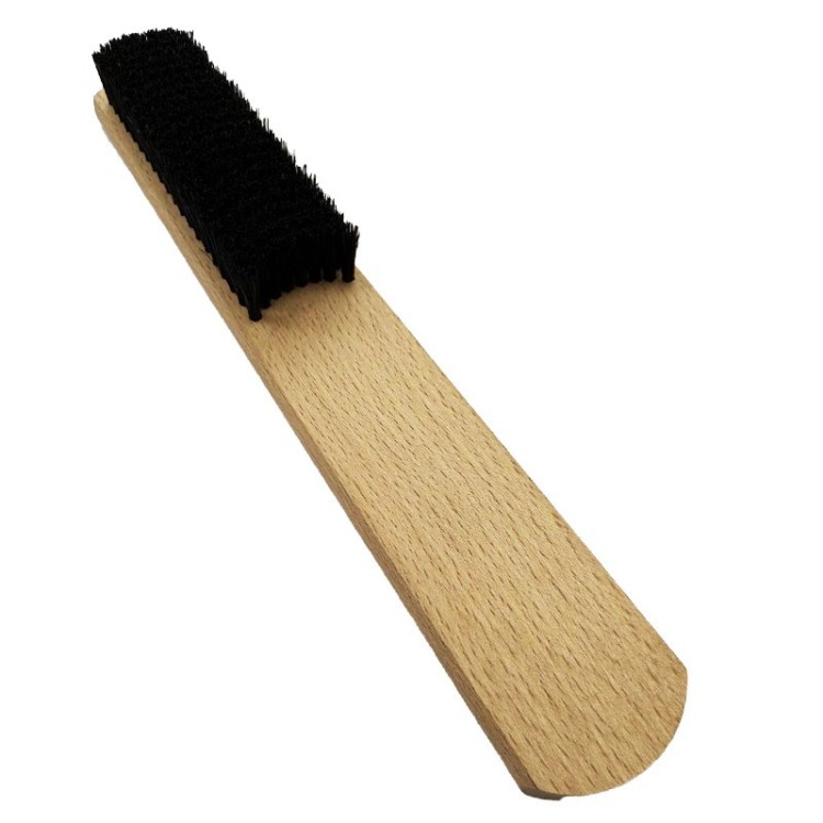 BROSSE A MAIN SOIE NOIRE 8RGS