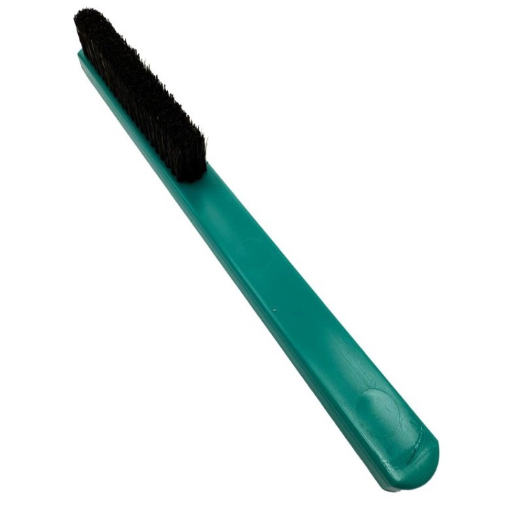 BROSSE MANCHE PLAST. SOIE NOIRE L220