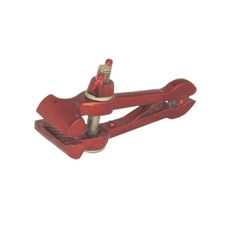 ETAU A MAIN - MOUSTACHE