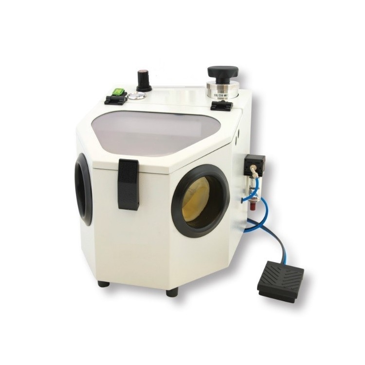 CABINE DE SABLAGE 1 SILO + RECYCLAGE ET PEDALE