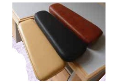 PAIRE D'ACCOUDOIRS FIXES EN CUIR POUR ETABLI D'HORLOGERS