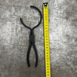 DESTOCKAGE-PINCE COURTE POUR CREUSET